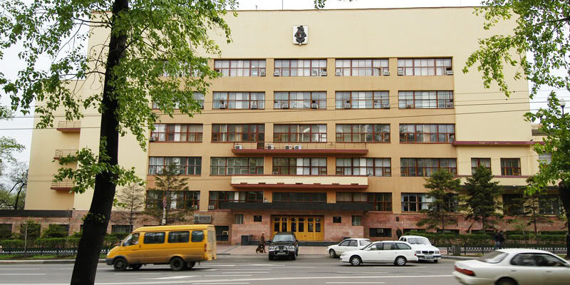 a27b9cdb9dddd144e33e27e6f79182af