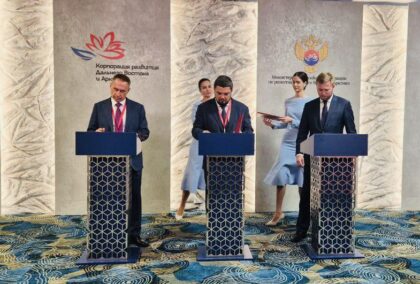 photo_5224313234792768455_x