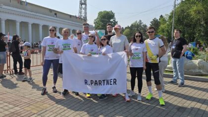 photo_5321172740251708118_y